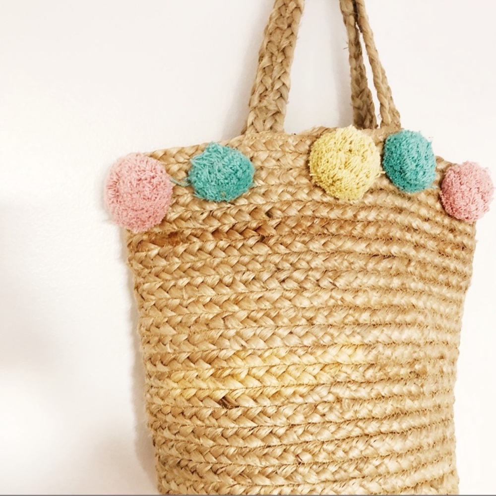 Woven Straw Bucket Bag PomPom Handbag Bag